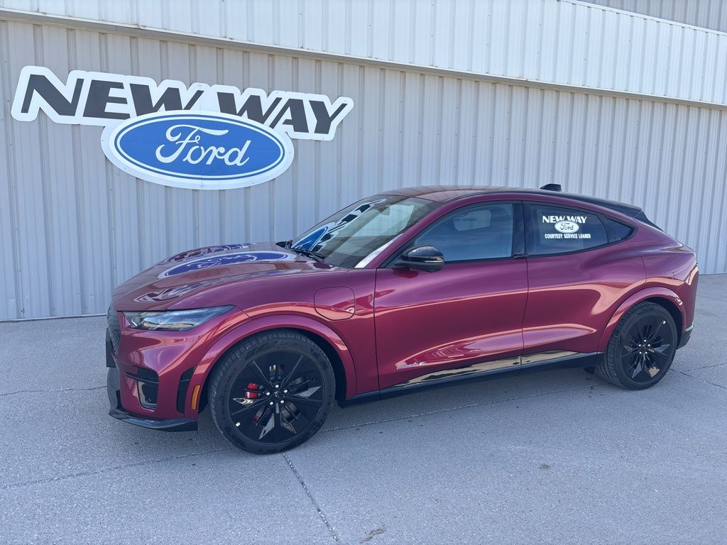2025 Ford Mustang-Mach-e GT's photo