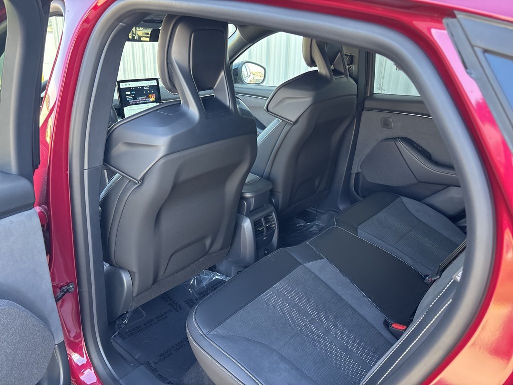 2025 Ford Mustang Mach-E GT - Photo 30