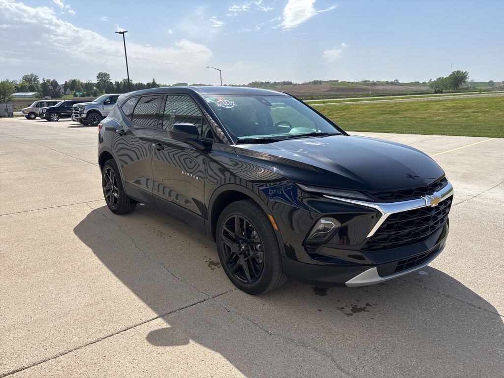 Used 2023 Chevrolet Blazer LT SUV