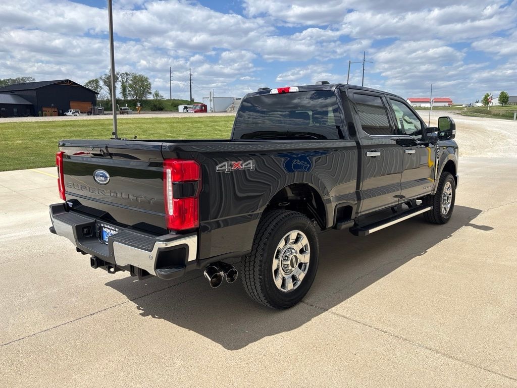 New 2026 Ford Super Duty F-250® Lariat® TRUCK