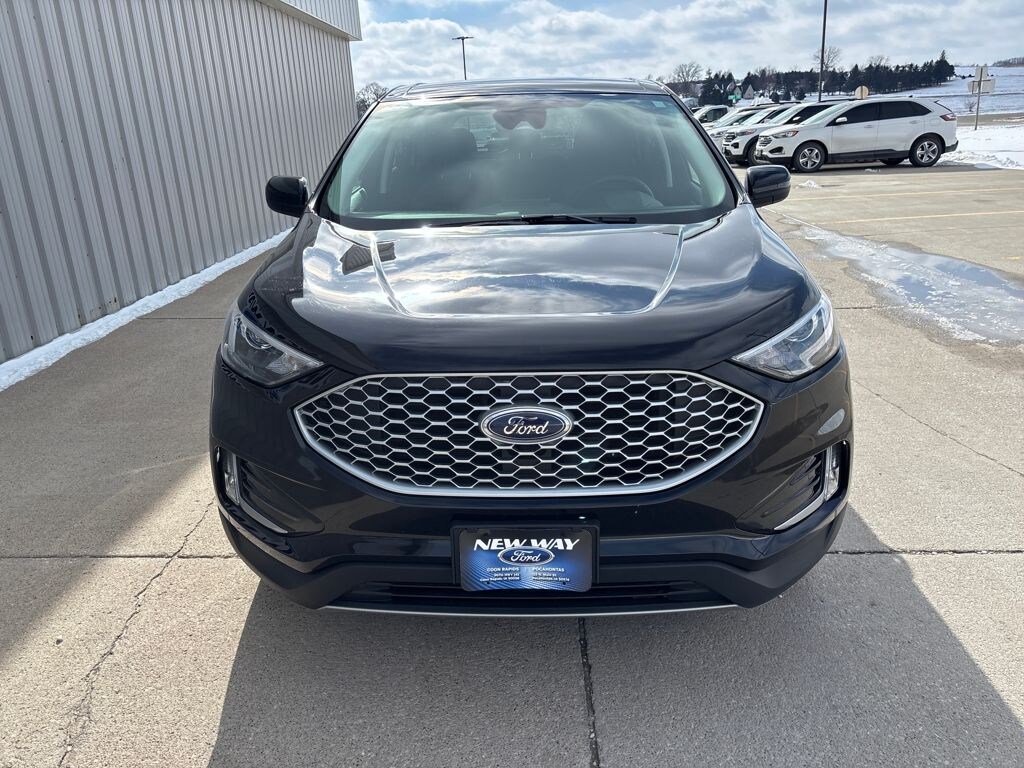 Used 2024 Ford Edge SEL SUV