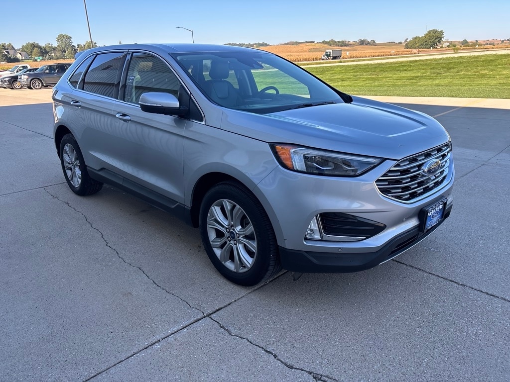 Used 2022 Ford Edge Titanium SUV
