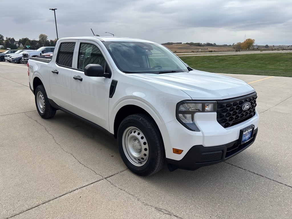 New 2025 Ford Maverick XL TRUCK
