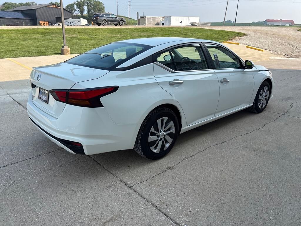 2022 Nissan Altima 2.5 S photo 4