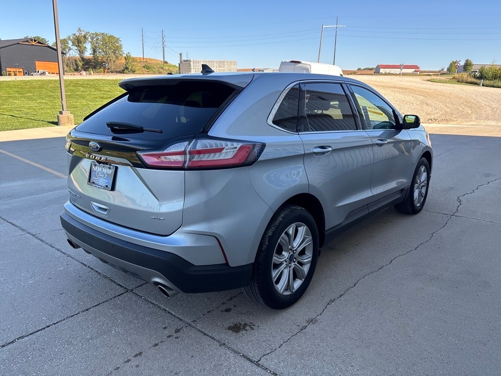 Used 2022 Ford Edge Titanium SUV