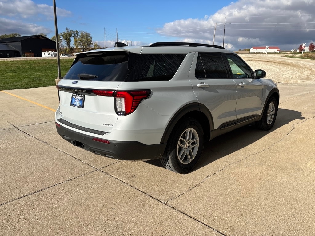 New 2026 Ford Explorer Active SUV