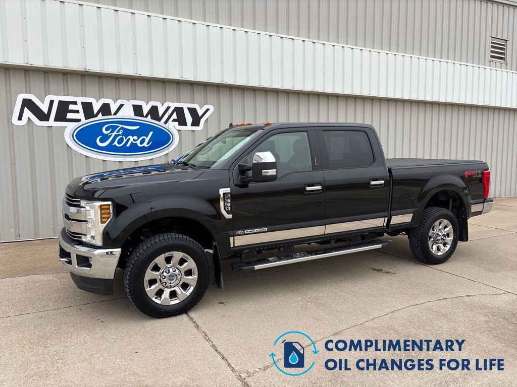 2019 Ford F-350 Super Duty Lariat