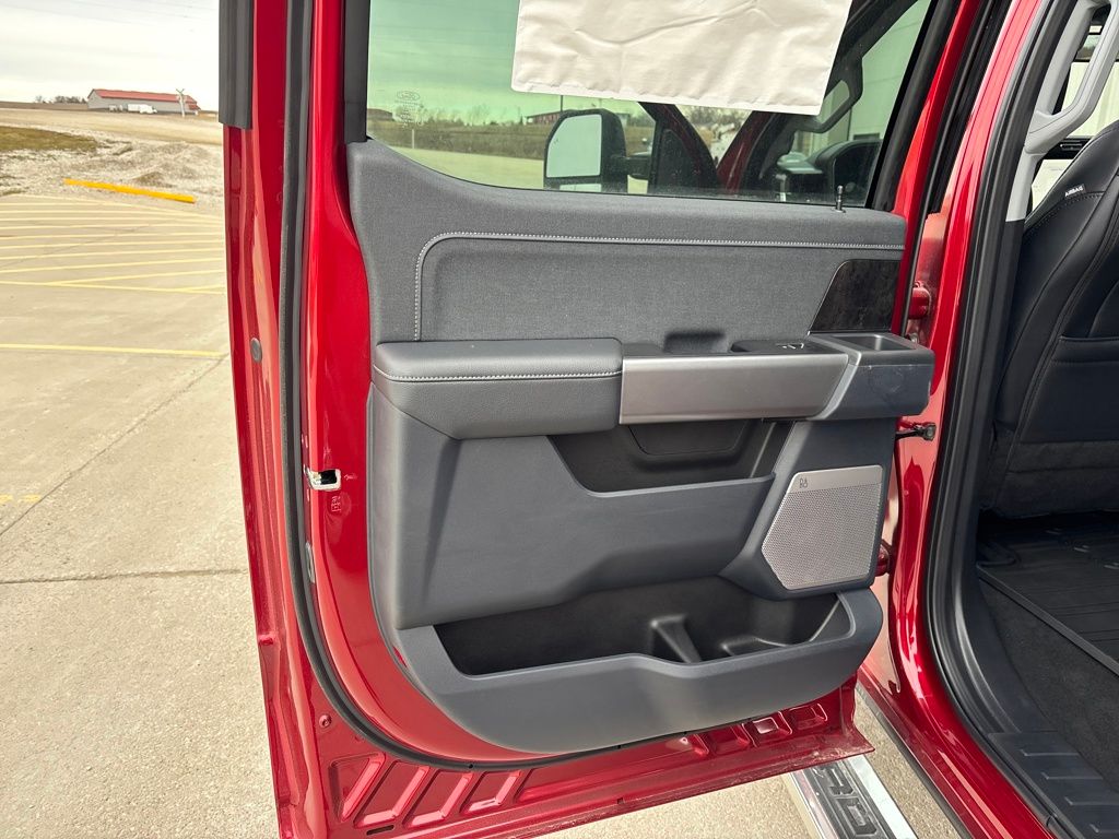 2026 Ford F-350 Super Duty Lariat - Photo 31