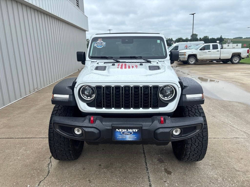 Used 2025 Jeep Wrangler Rubicon SUV