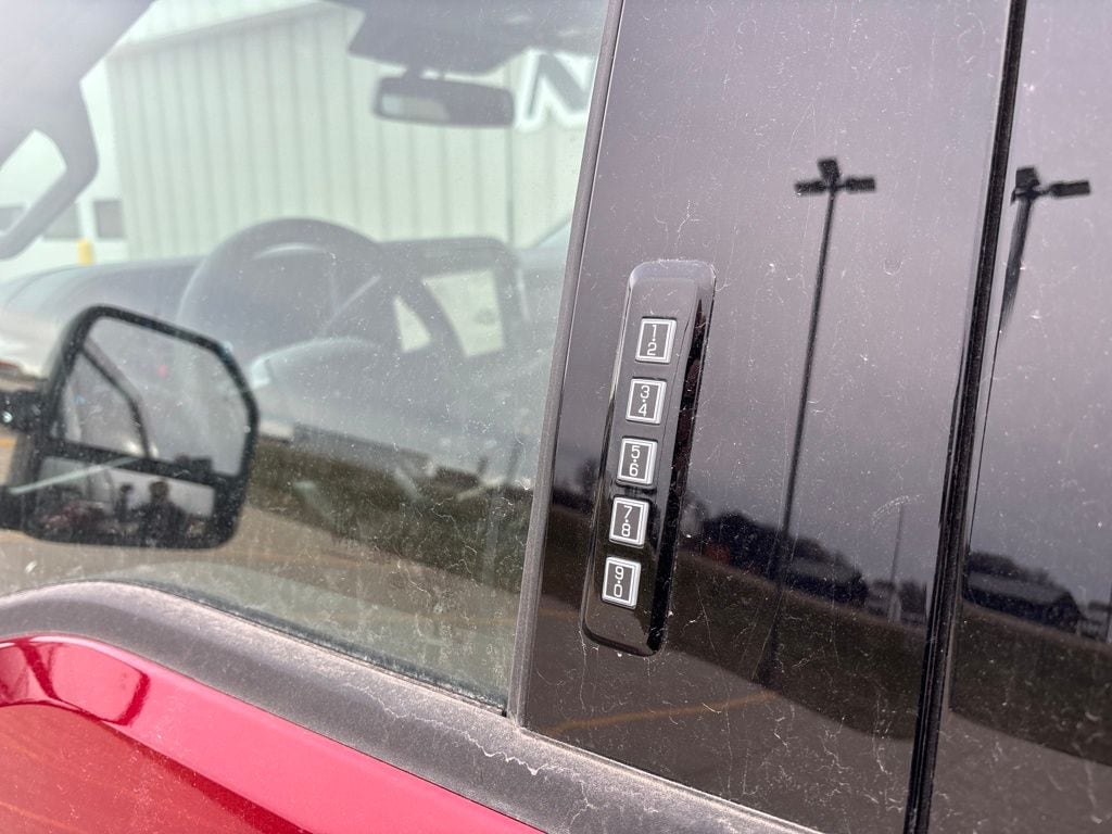 2026 Ford F-350 Super Duty Lariat - Photo 12