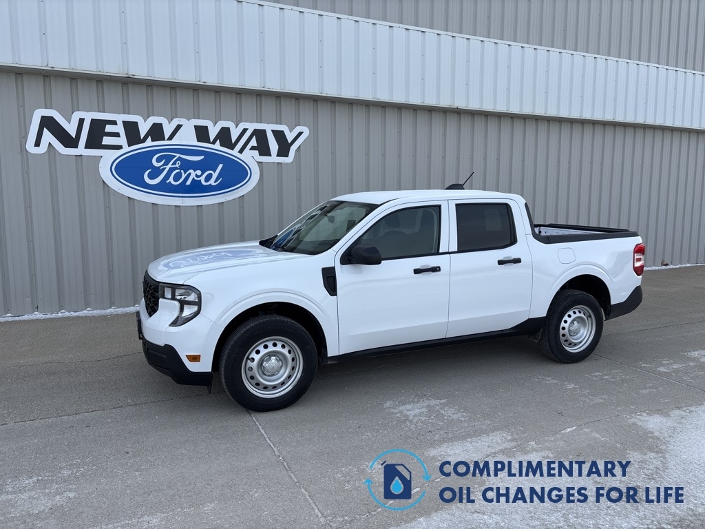 2026 Ford Maverick XL's photo