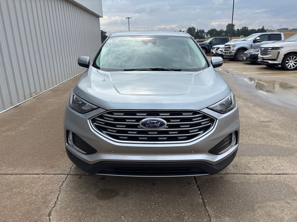 Used 2024 Ford Edge Titanium SUV