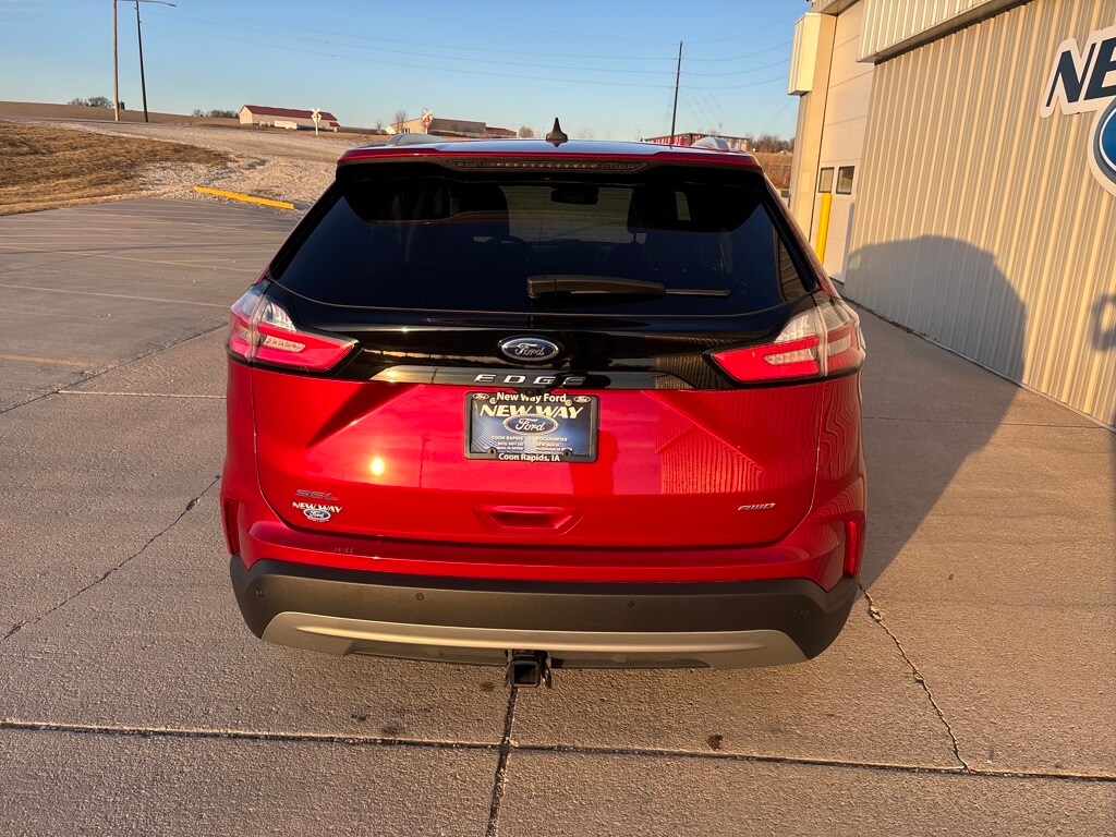 Used 2024 Ford Edge SEL SUV