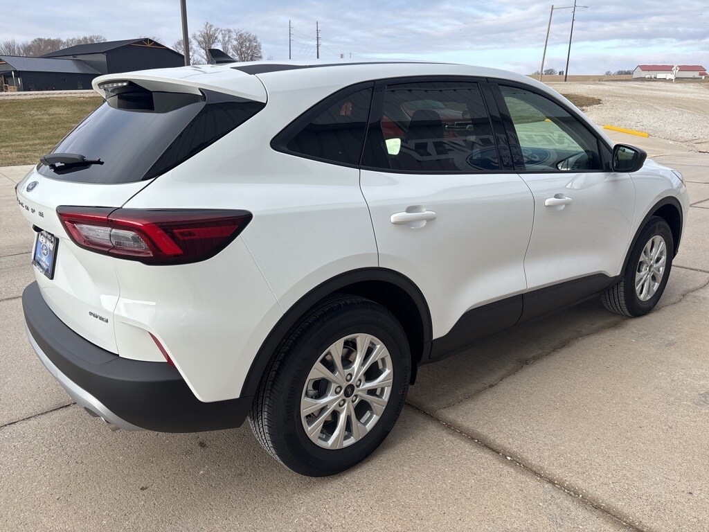 2025 Ford Escape Active photo 4