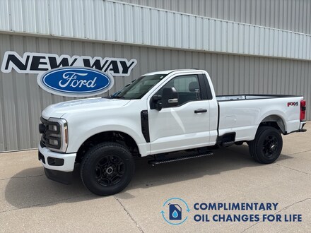 2025 Ford Super Duty F-350 XL TRUCK