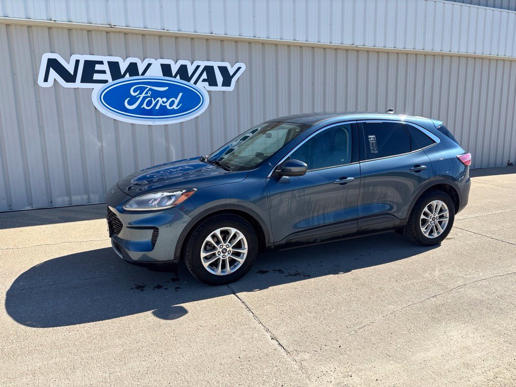 Used 2020 Ford Escape SE with VIN 1FMCU0G6XLUB96369 for sale in Coon Rapids, IA