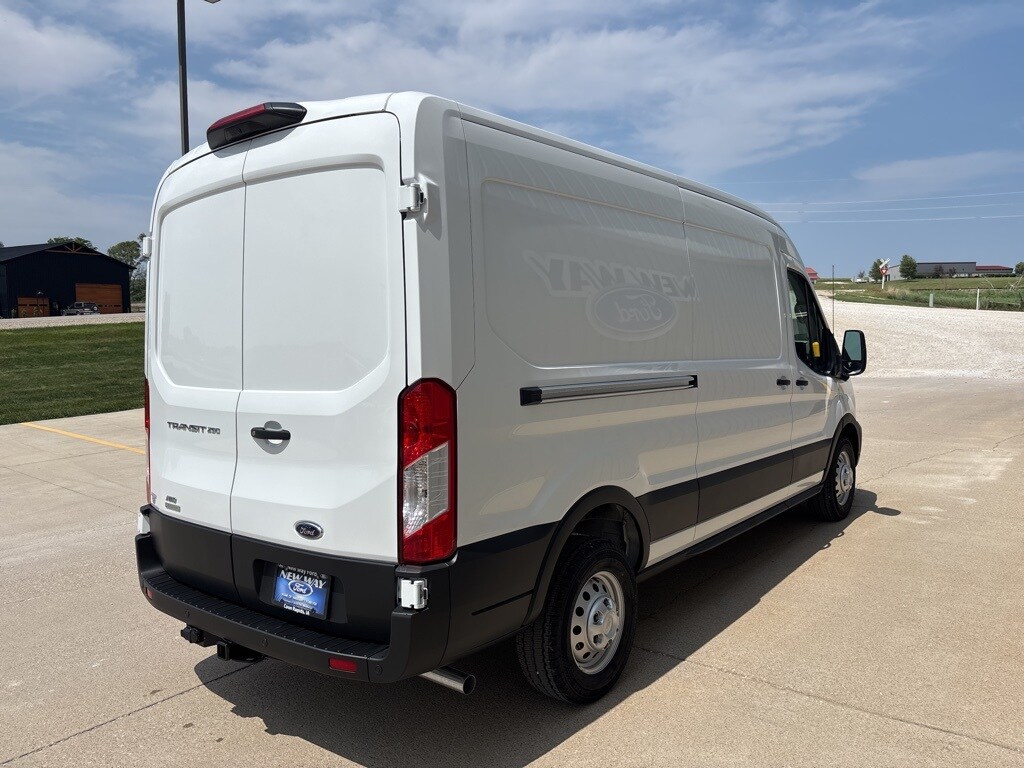 2025 Ford Transit Cargo Van photo 2