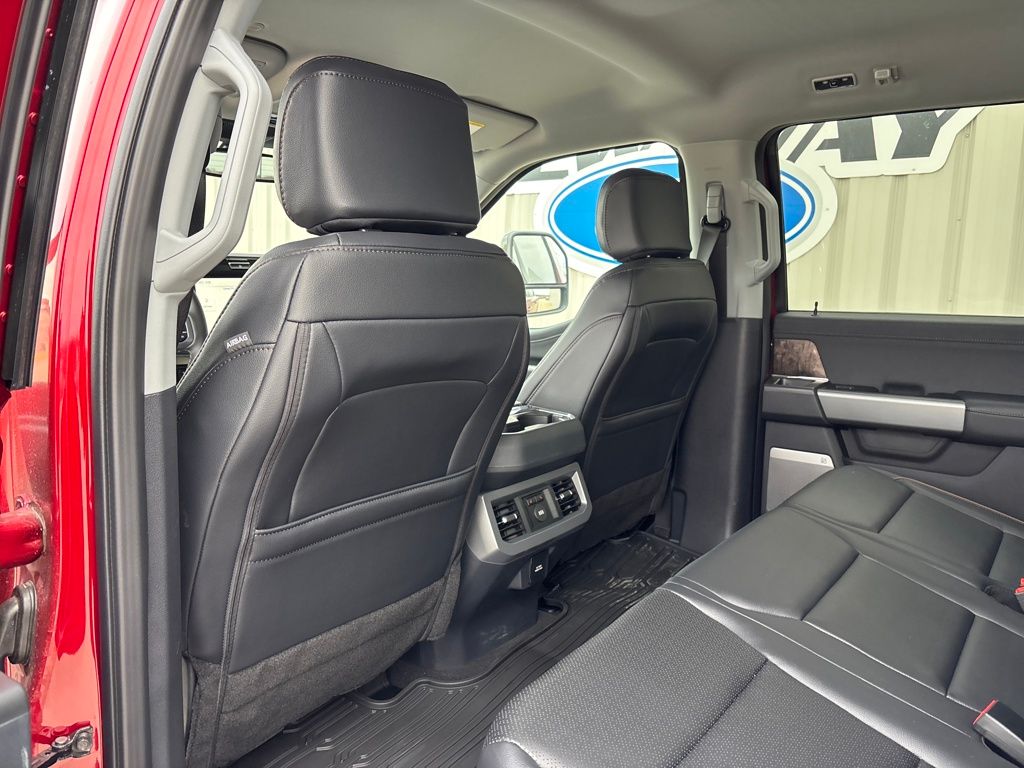 2026 Ford F-350 Super Duty Lariat - Photo 32