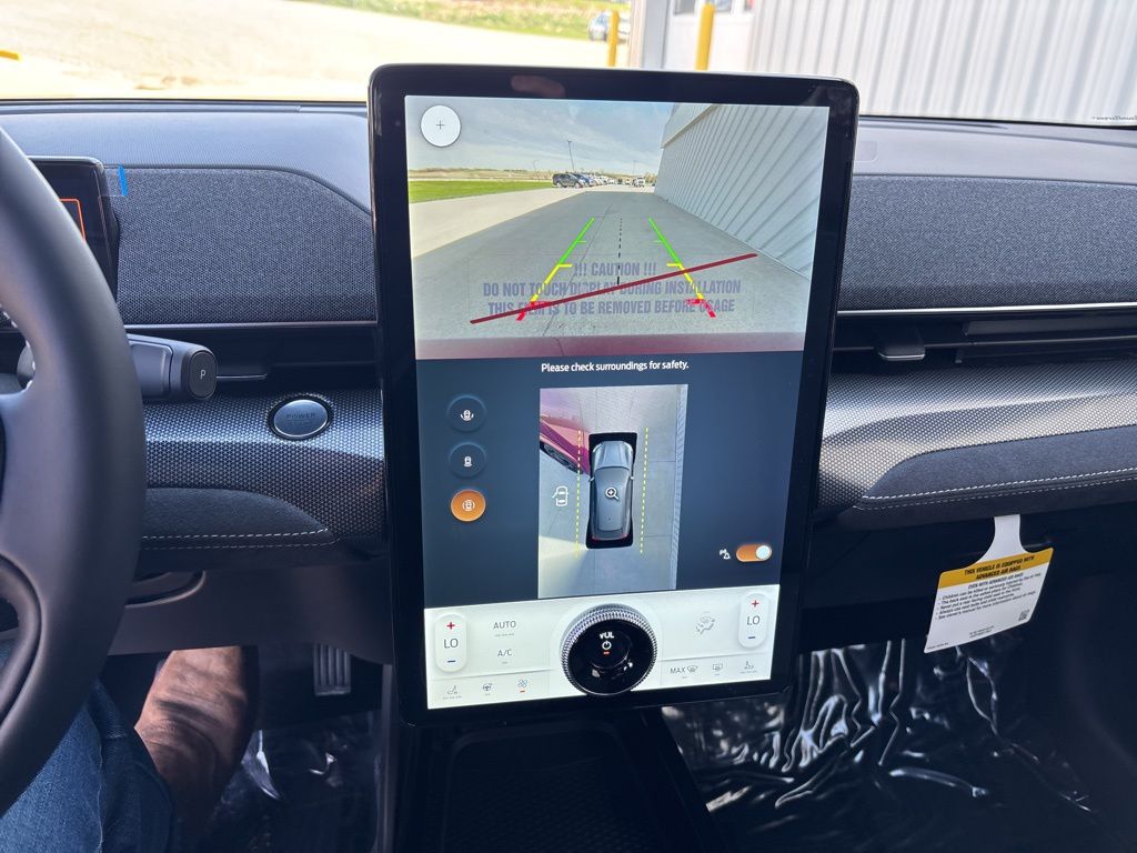 2025 Ford Mustang Mach-E GT - Photo 39