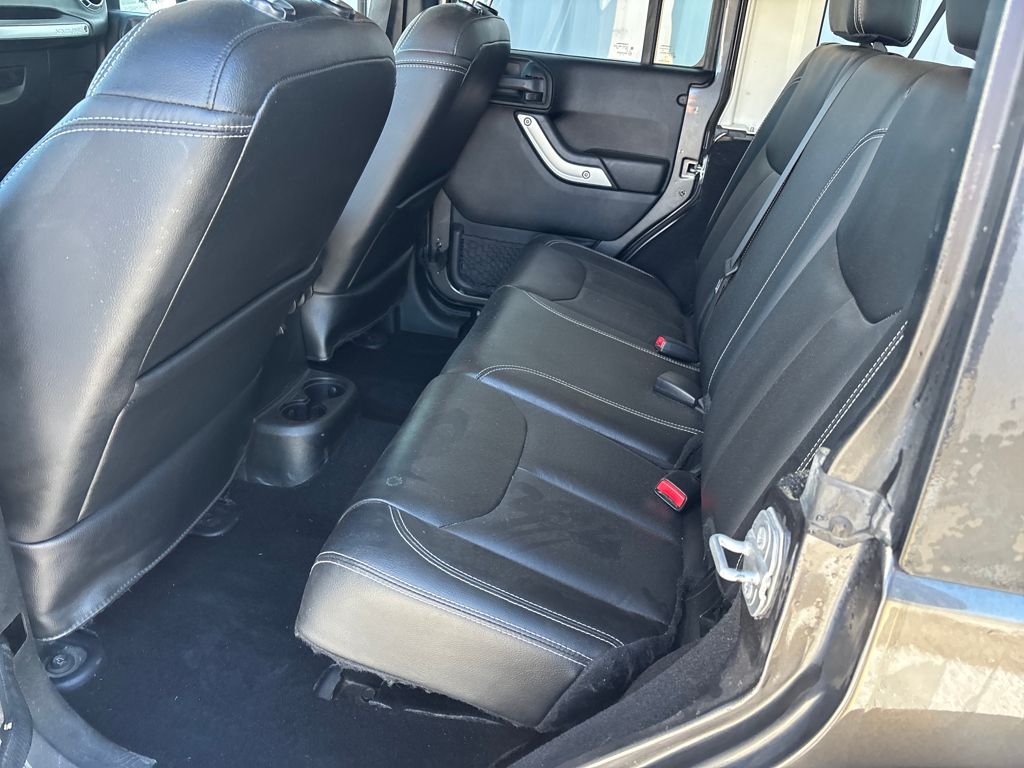 2017 Jeep Wrangler Unlimited Rubicon - Photo 28