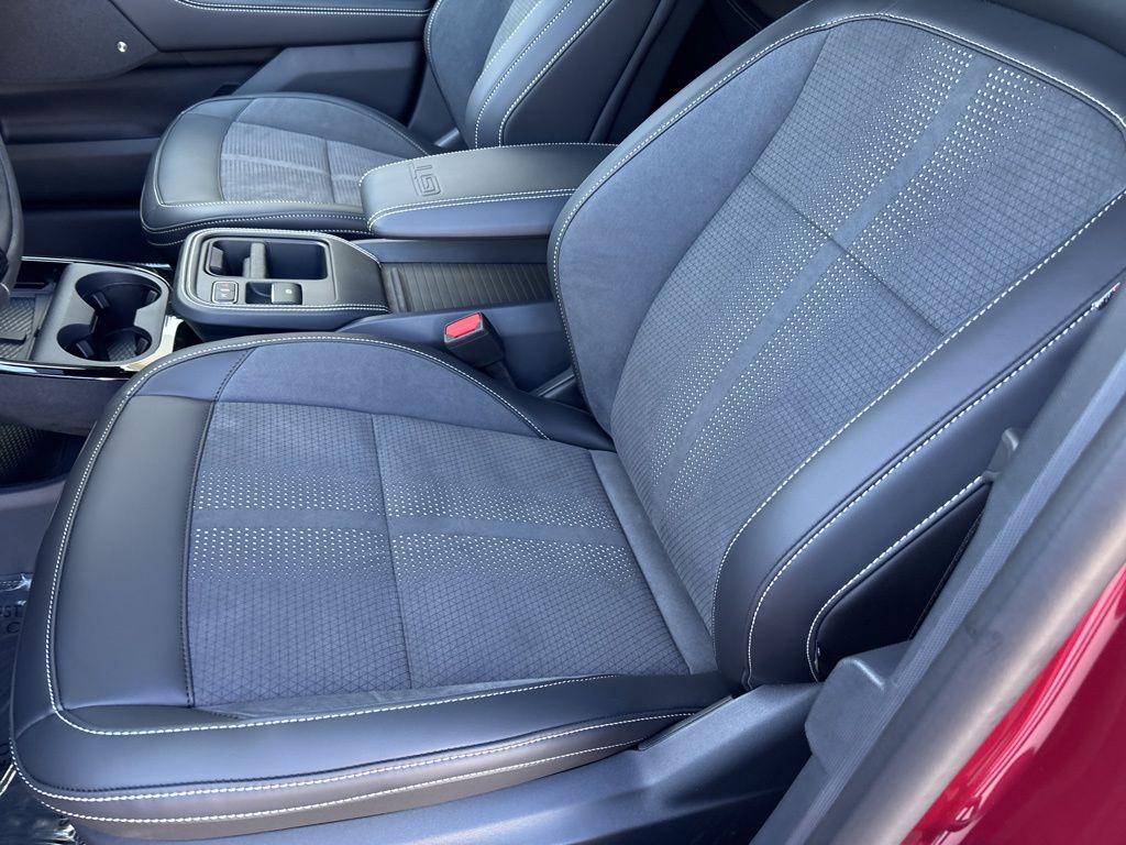 2025 Ford Mustang Mach-E GT - Photo 27