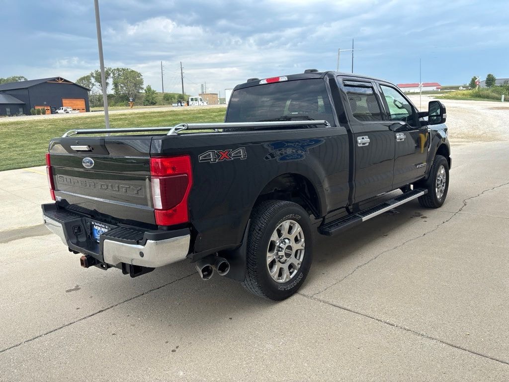 Used 2021 Ford F-250SD Lariat Truck