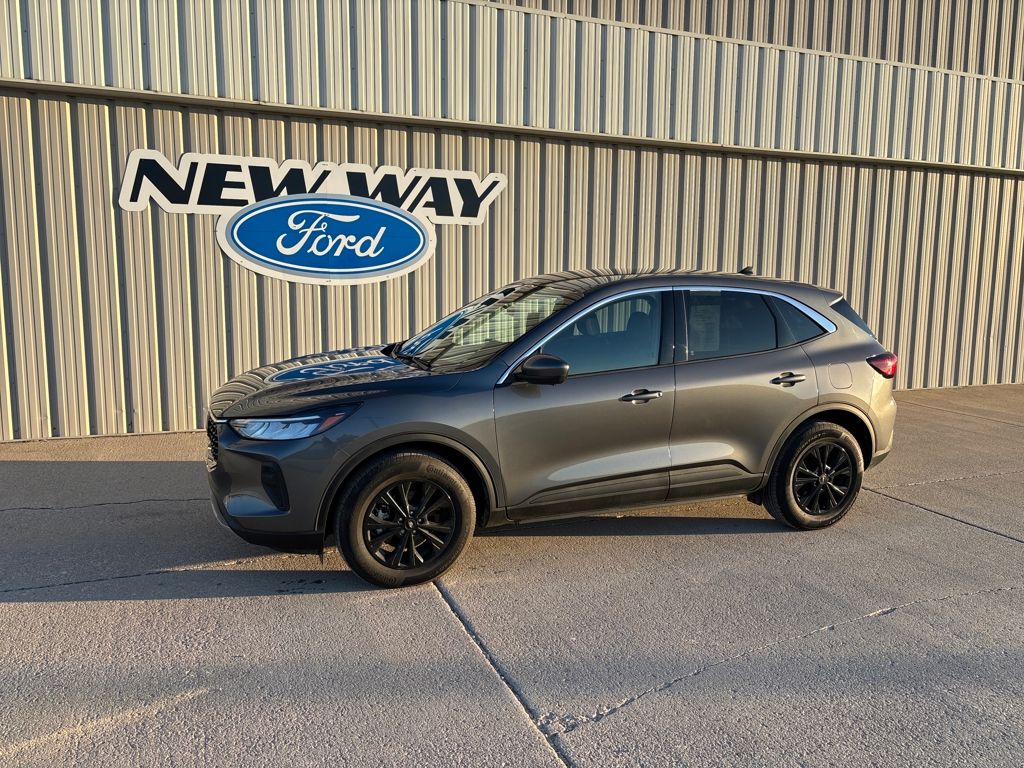 2023 Ford Escape