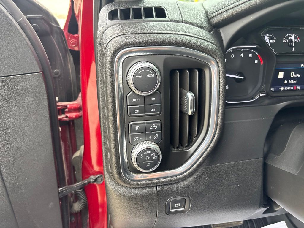 2020 GMC Sierra 1500 SLT - Photo 18