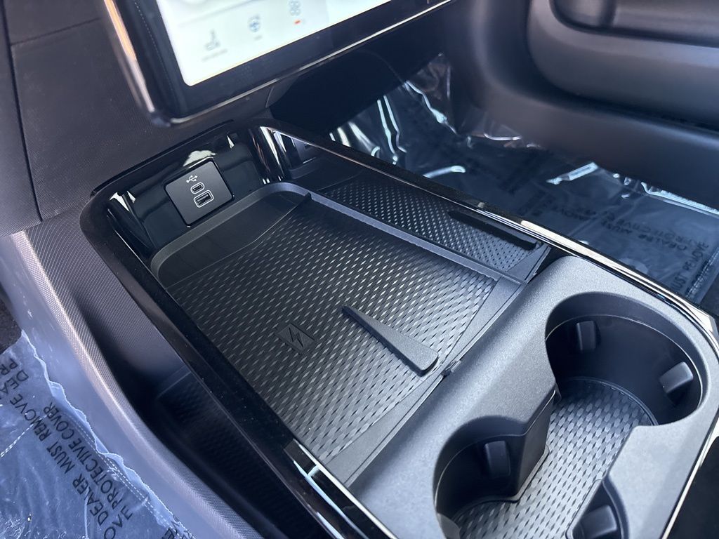 2025 Ford Mustang Mach-E GT - Photo 24