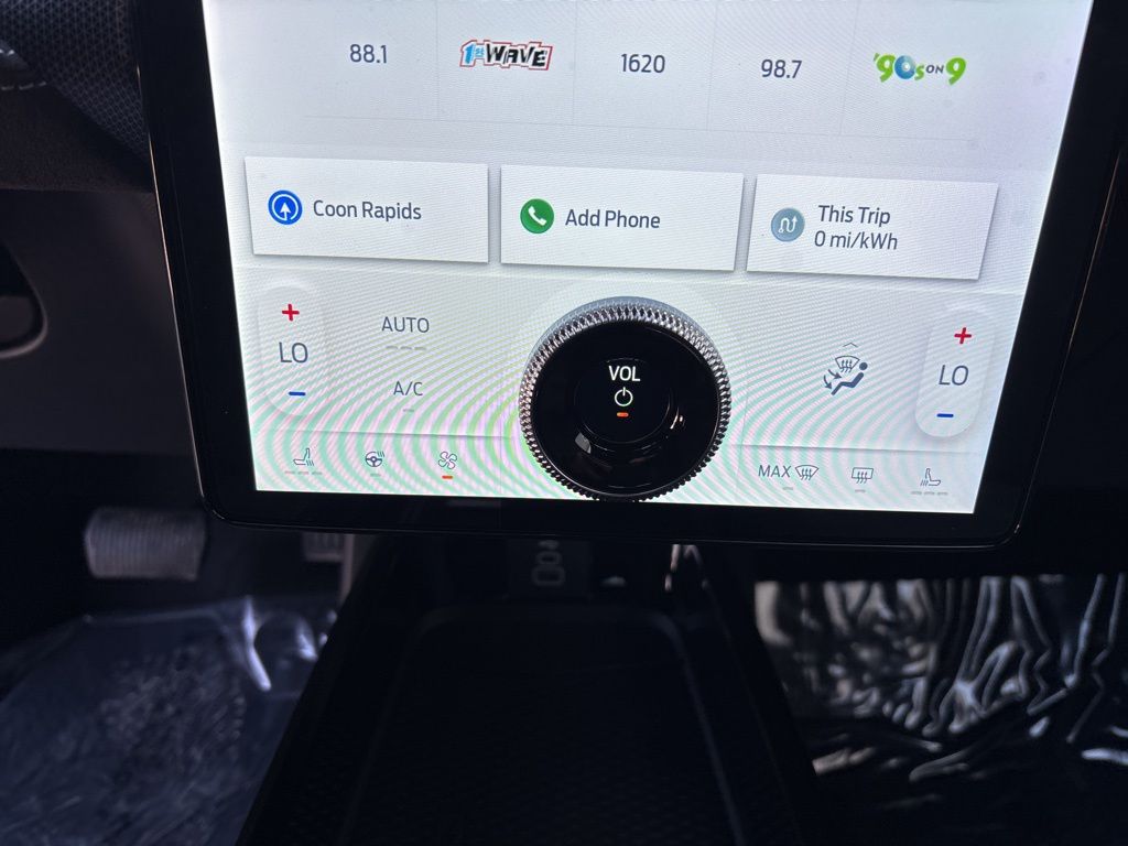 2025 Ford Mustang Mach-E GT - Photo 23