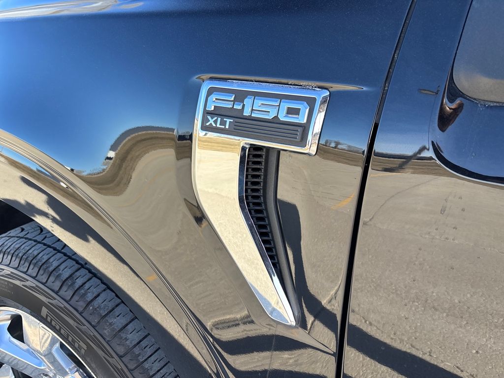 2023 Ford F-150 XLT - Photo 13
