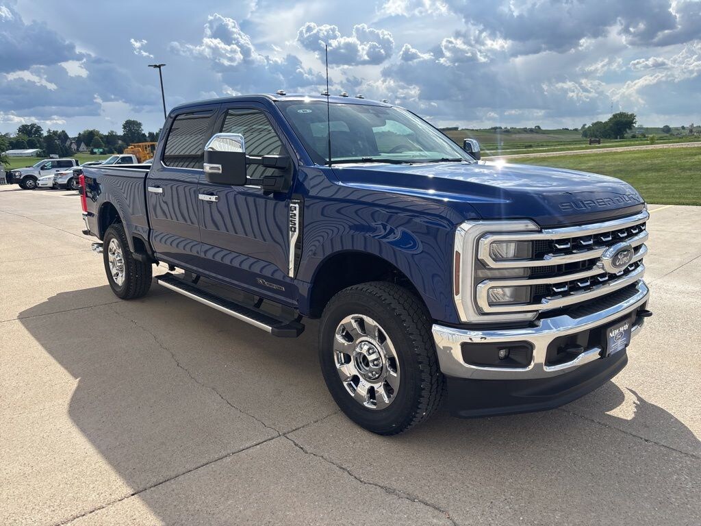 New 2026 Ford Super Duty F-250® Lariat® TRUCK