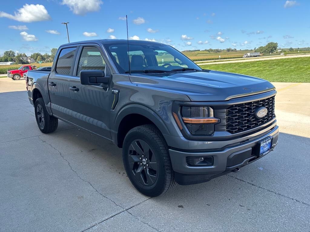 2025 Ford F-150 STX photo 3