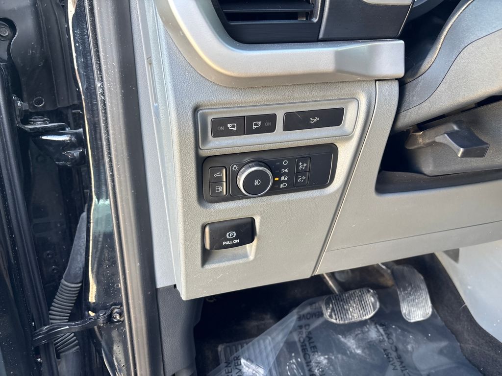 2023 Ford F-150 XLT - Photo 18
