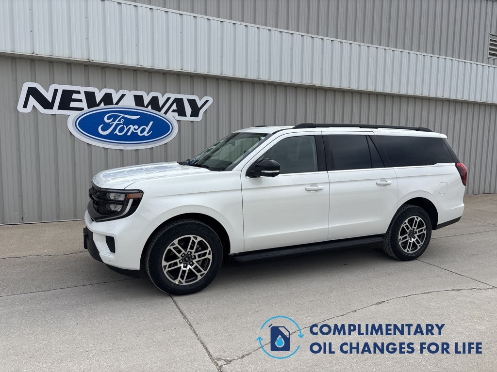 2026 Ford Expedition Active's photo