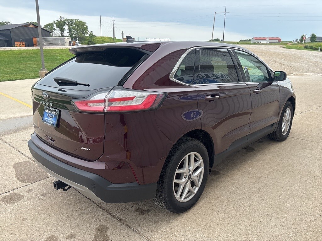 2023 Ford Edge SEL photo 4