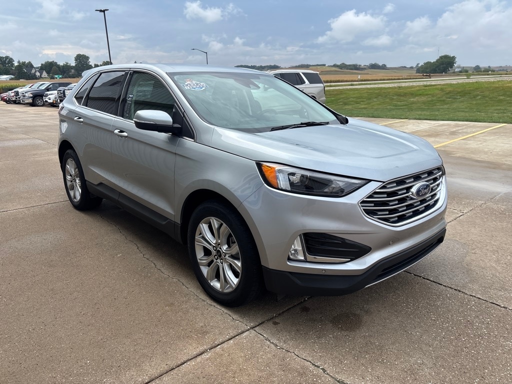 Used 2024 Ford Edge Titanium SUV