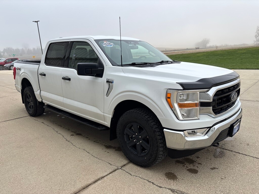 2022 Ford F-150 XLT photo 3