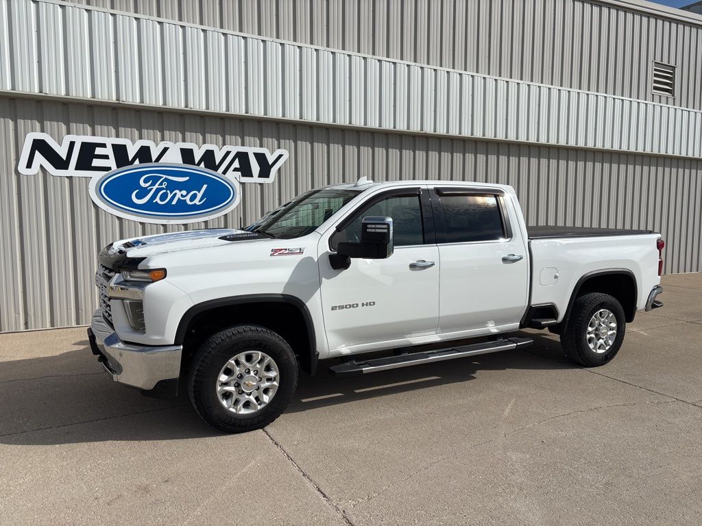 2021 Chevrolet Silverado HD LTZ 4WD Crew Cab Standard Box's photo