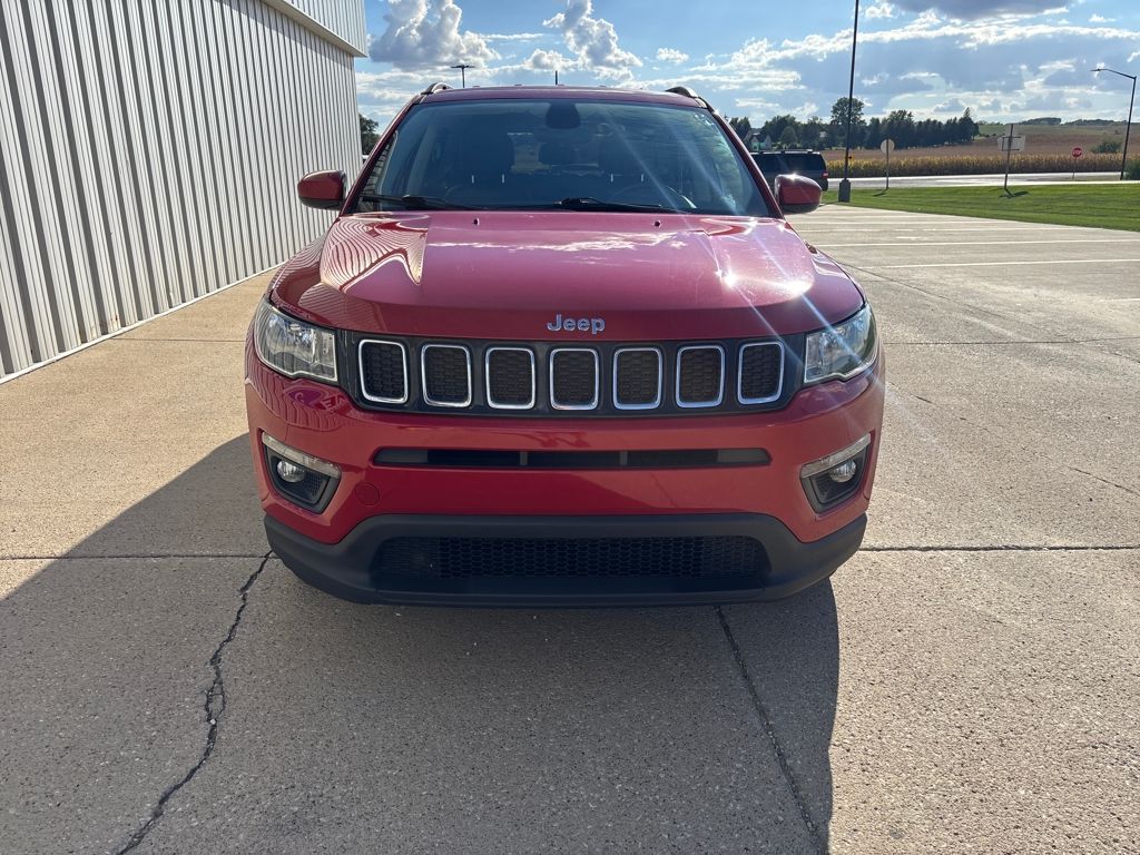 Used 2018 Jeep Compass Latitude with VIN 3C4NJCBBXJT338741 for sale in Coon Rapids, IA