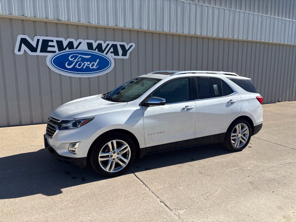 Used 2018 Chevrolet Equinox Premier with VIN 2GNAXMEV7J6153695 for sale in Coon Rapids, IA