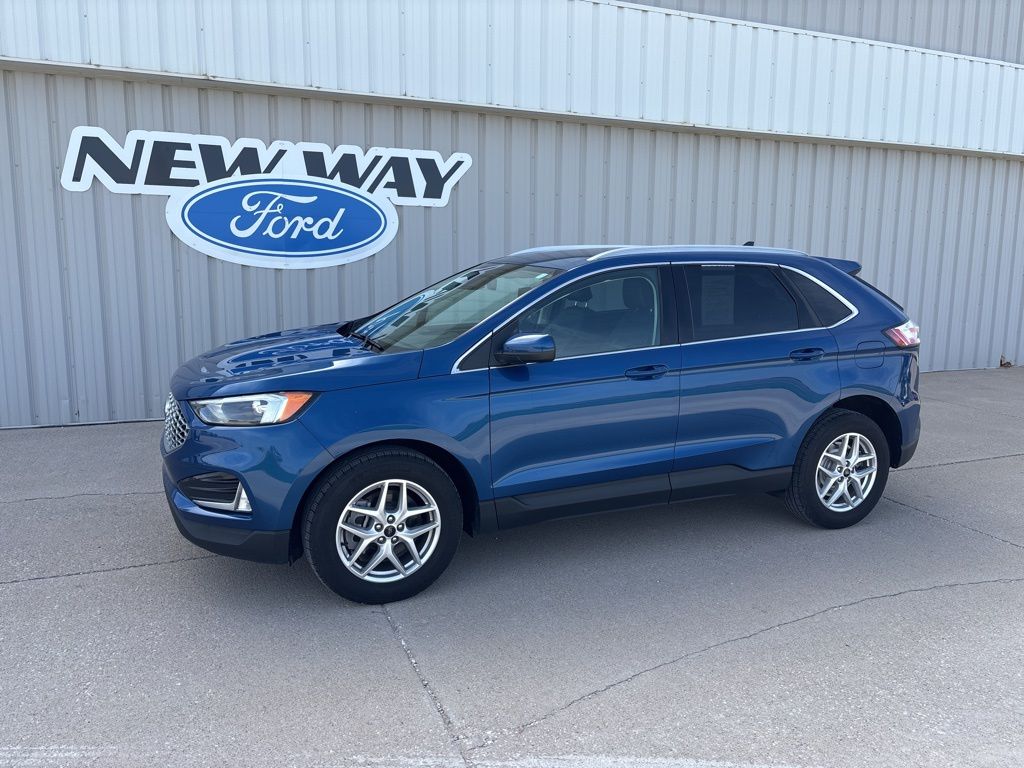 2024 Ford Edge SEL AWD's photo