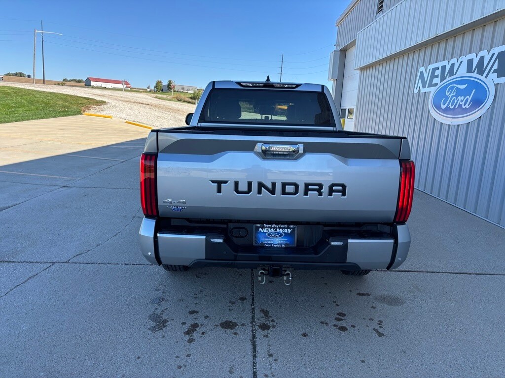 2024 Toyota Tundra Limited photo 3