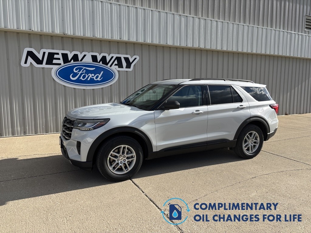2026 Ford Explorer Active's photo