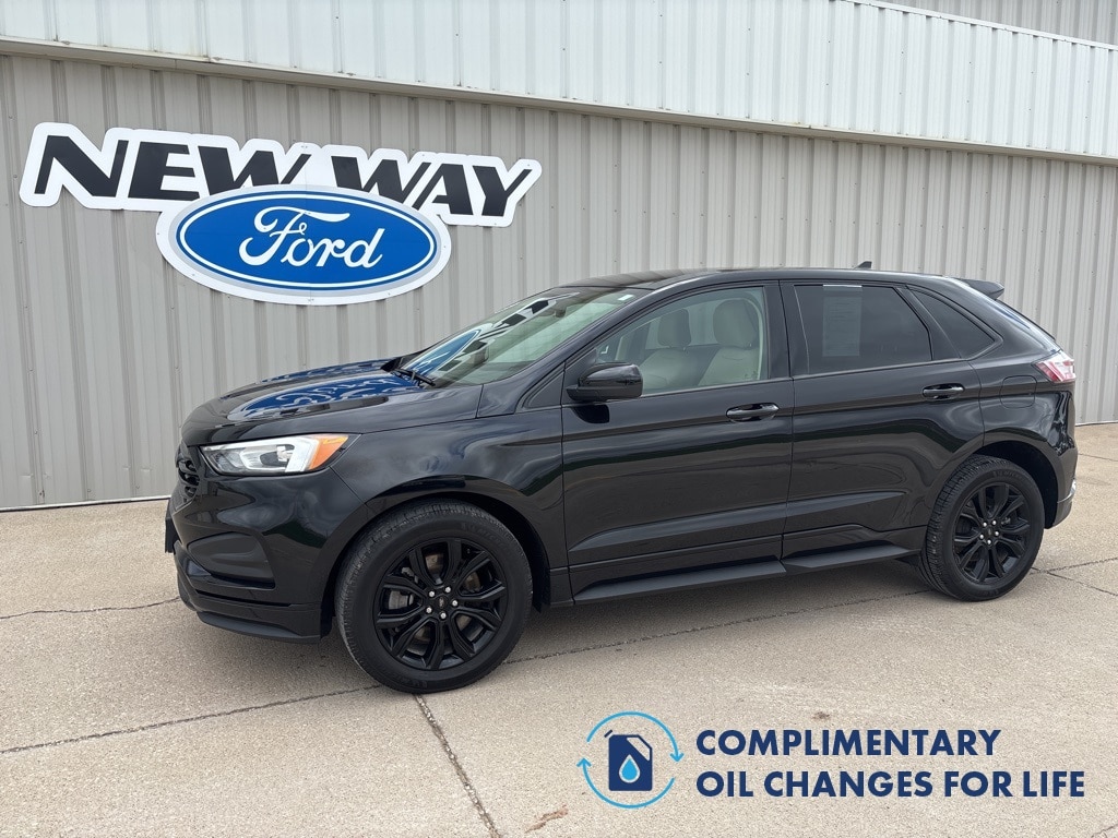 2022 Ford Edge SUV 
