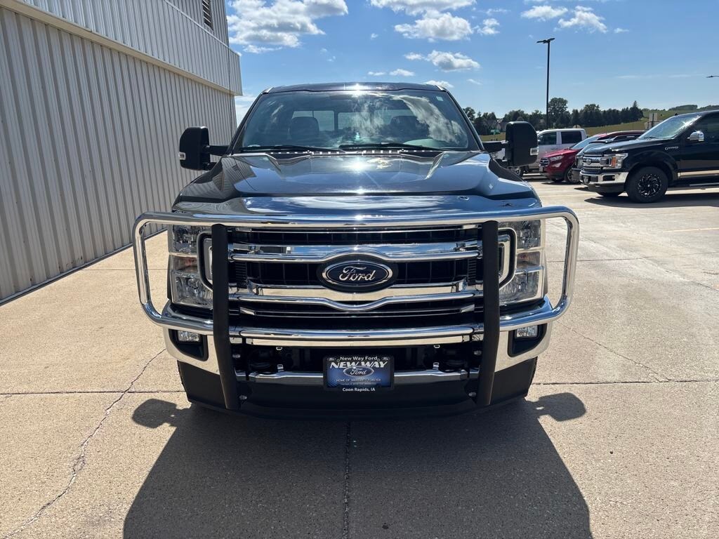2020 Ford F-350 photo 2