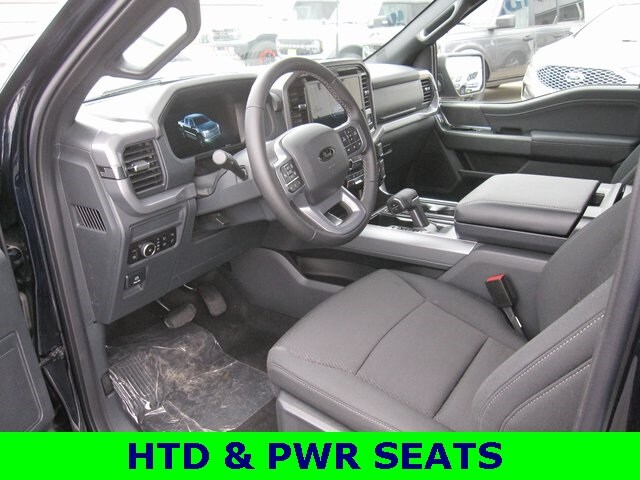 2025 Ford F-150 XLT photo 2