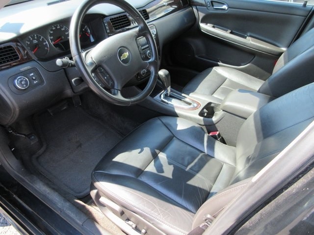 Used 2012 Chevrolet Impala LTZ with VIN 2G1WC5E33C1109443 for sale in Madelia, Minnesota