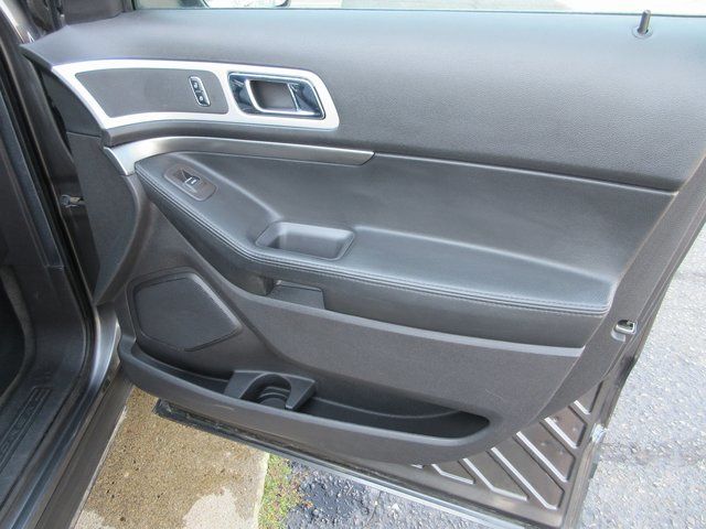 2015 Ford Explorer XLT - Photo 28