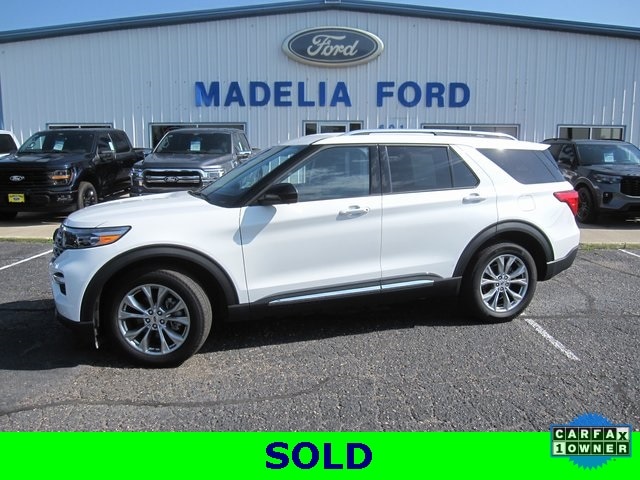 2023 Ford Explorer Limited's photo